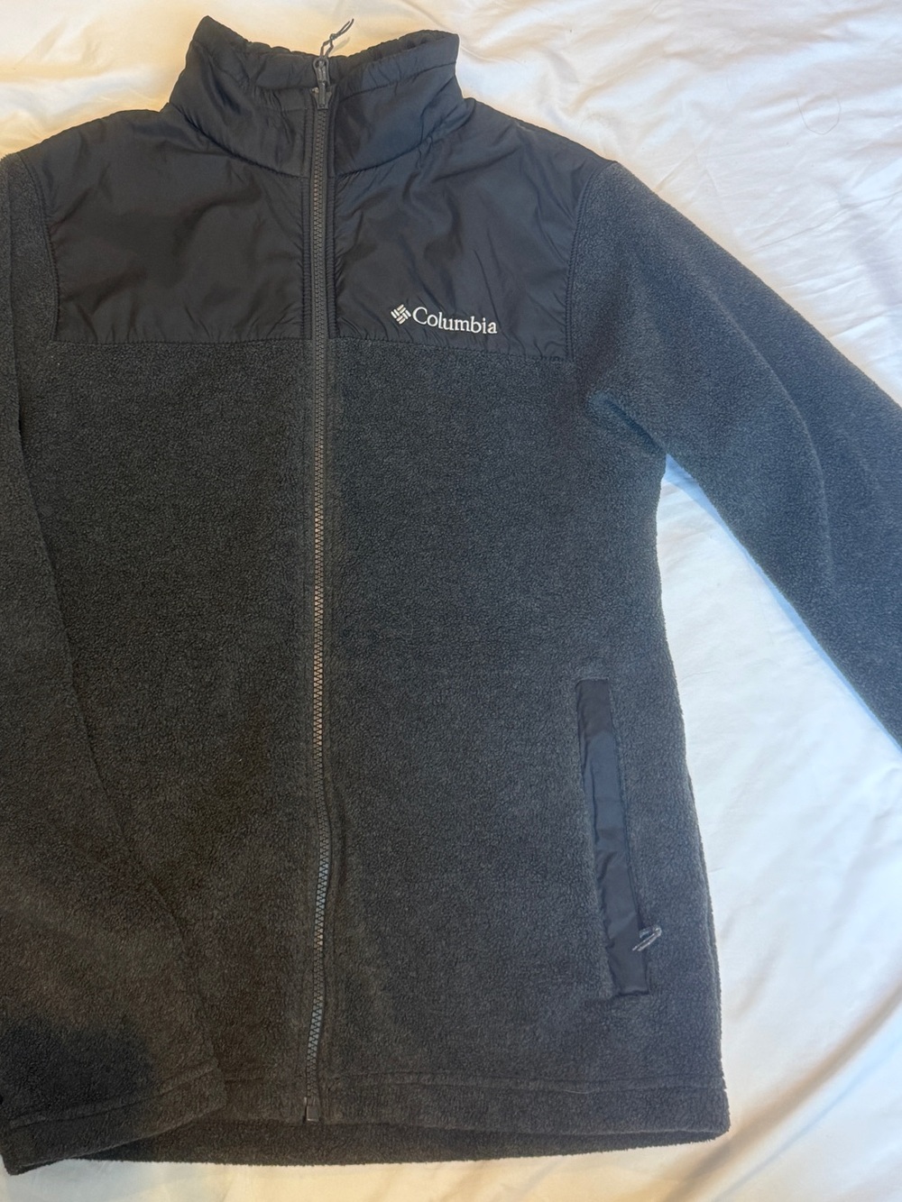 Columbia Men's Black Full-Zip Fleece Jacket with Quilted Yoke